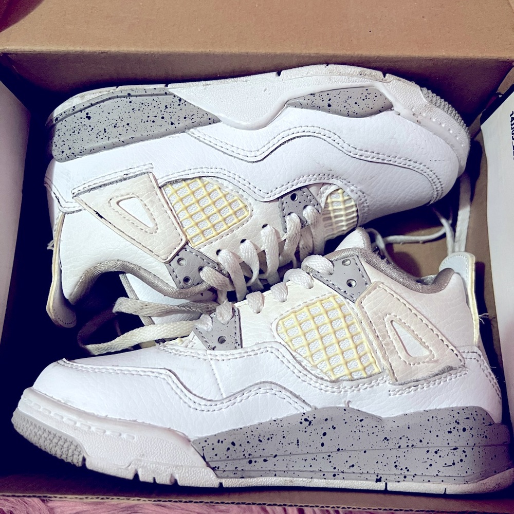 Girls JORDAN 4 RETRO (PS)